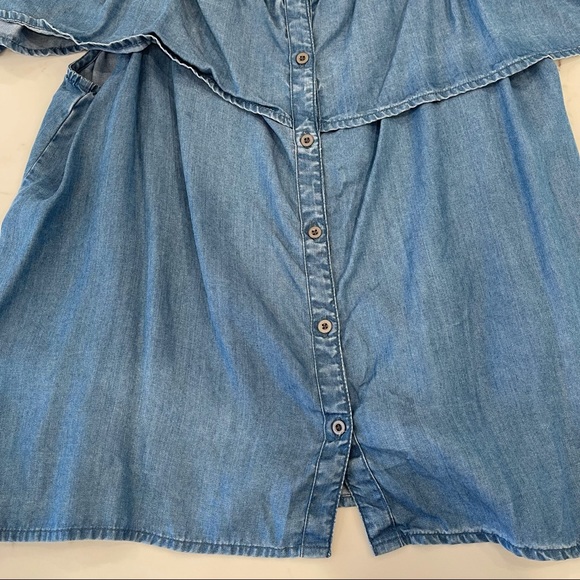 🎉HOST PICK🎉 Lucky Brand Jean top w/buttons - Picture 9 of 16